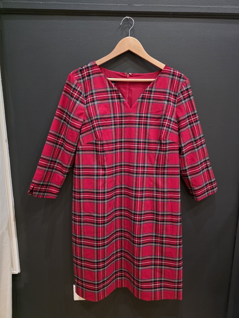 Talbots Tartan Plaid Shift Dress Size 14P Petite V Neck Long Sleeve Midi Knee